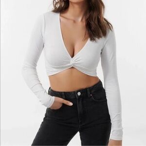 White Long Sleeve Twist Crop top